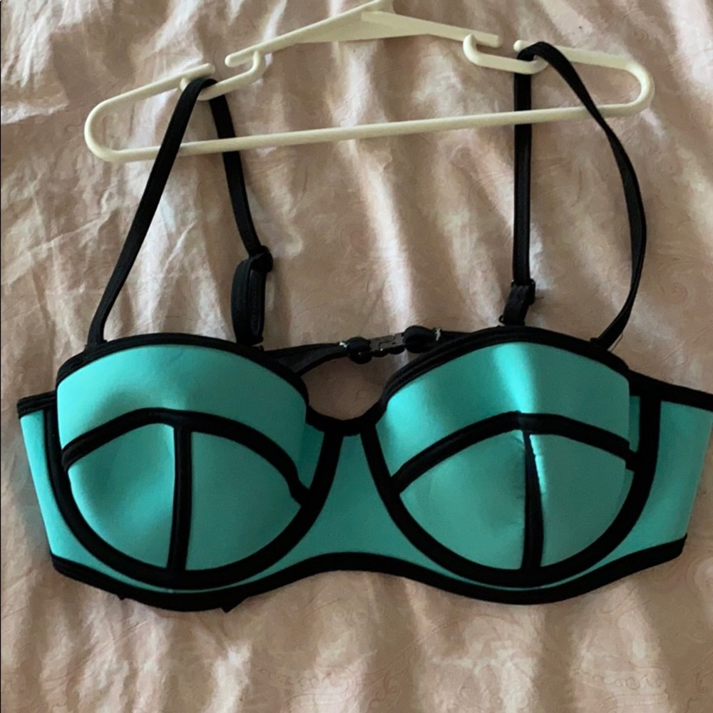 Bathing suit top